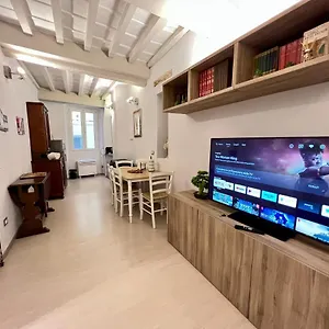 https://sweet-house-near-piazza-della-signoria.it-tuscanyhotel.com